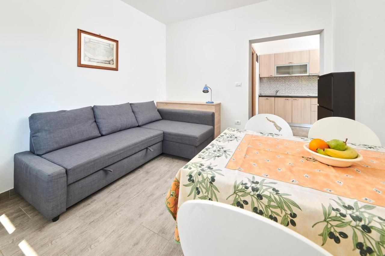 אומאג Apartments Ferlin מראה חיצוני תמונה